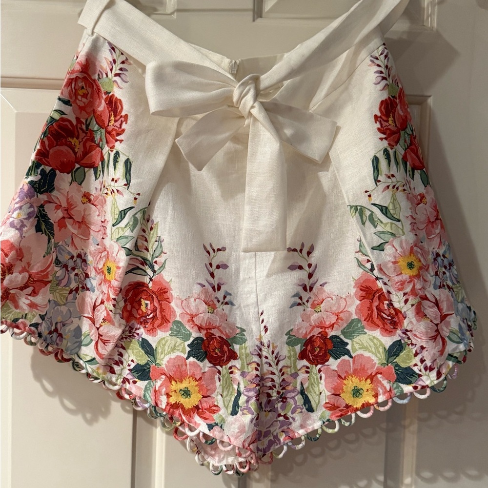 Zimmermann White Floral Shorts with belt and scalloped detail - Picture 5 of 15
